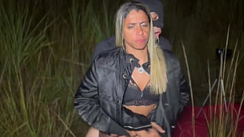Esposa Liberada Pelo Corno Recebe Um Dotado Na Av. Brasil