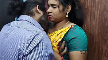 Mallu Bhabhi Ke Andar Chhupi Garam Pyaas Aur Padosi Jawaan Ka Nashila Jism