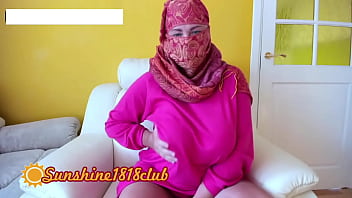 Sultry Arabic Muslim Girl Khalifa’s Live Webcam Show At 9:30