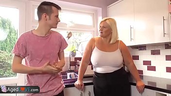 Mature Bbw Granny With Plump Curves Taking Hardcore Pleasure