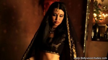 The World’s Most Ravishing Curves And Sensual Delights