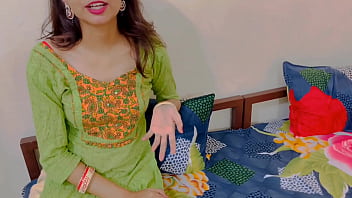 Badi Behn Ne Ghar Mein Akeli Hone Ka Maza Uthaya, Chikhein Chhat Tak Pahunchi