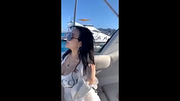 Em Gái Tàu, Nóng Bỏng Và Quyến Rũ