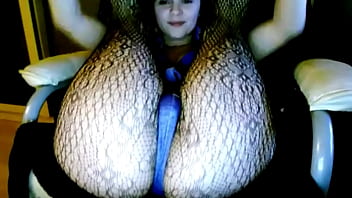 Sultry Babe Getting Off Live On Cam For You