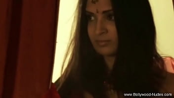 Sensual Belly Dance With A Voluptuous Brunette Goddess