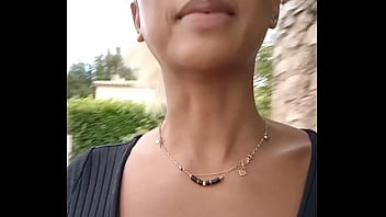 Étudiant Téméraire Défonce En Public Un Cul Bien Serré